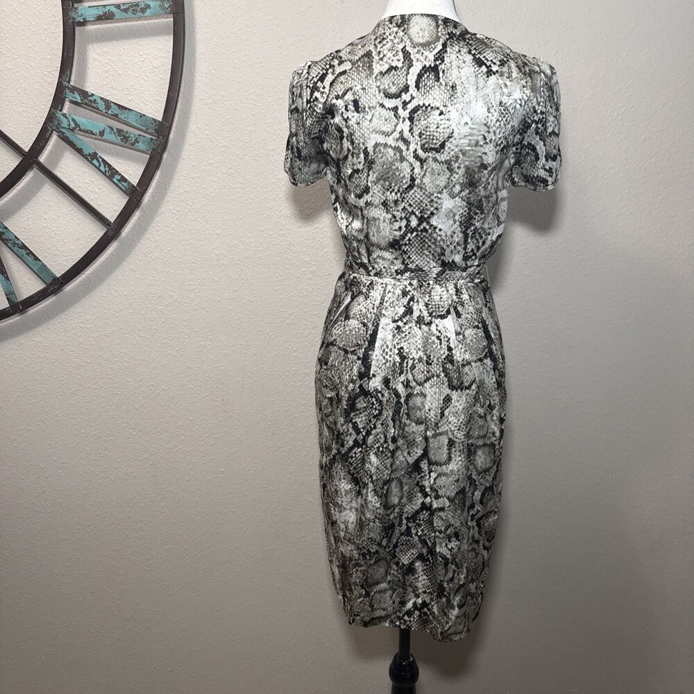 BCBGMaxazria Dress 2 Silk Snake Print Belted Pleated Sheath EUC - Picture 2 of 5